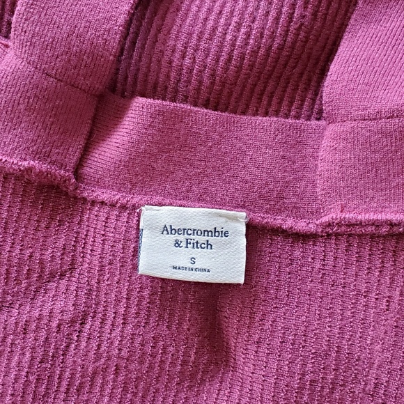 Abercrombie Plum Crop Top Ribbed - Picture 3 of 4